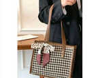 Handbags makkhi