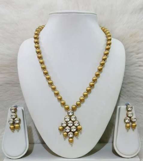 Women's Alloy Gold Plated Jewellery Set